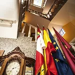 Отель Real De Castilla Тордесильяс