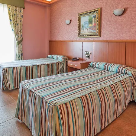 Real De Castilla Hotel