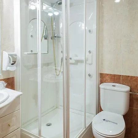 Hotel Real De Castilla 3*