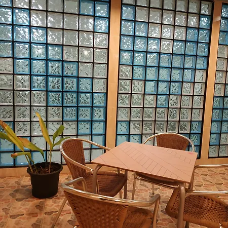 Hotel Real De Castilla 3*