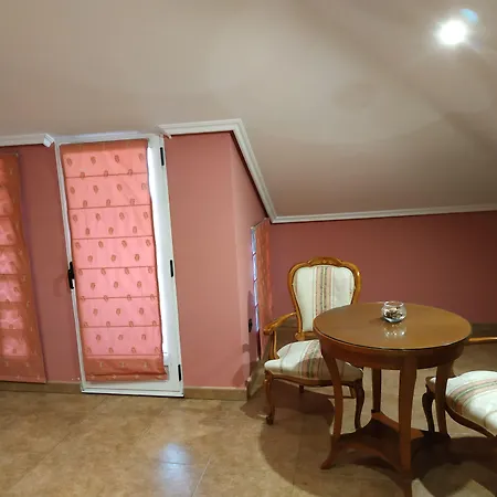 Hotel Real De Castilla 3*