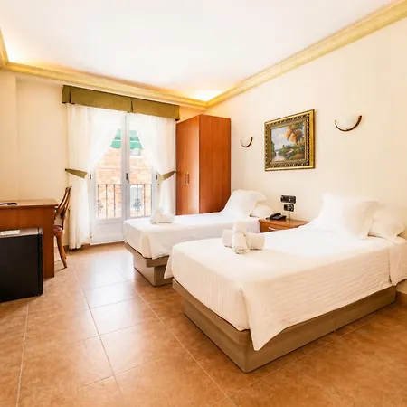 Hotel Real De Castilla 3*