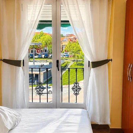 Real De Castilla Hotel 3*