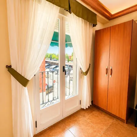 Hotel Real De Castilla 3*