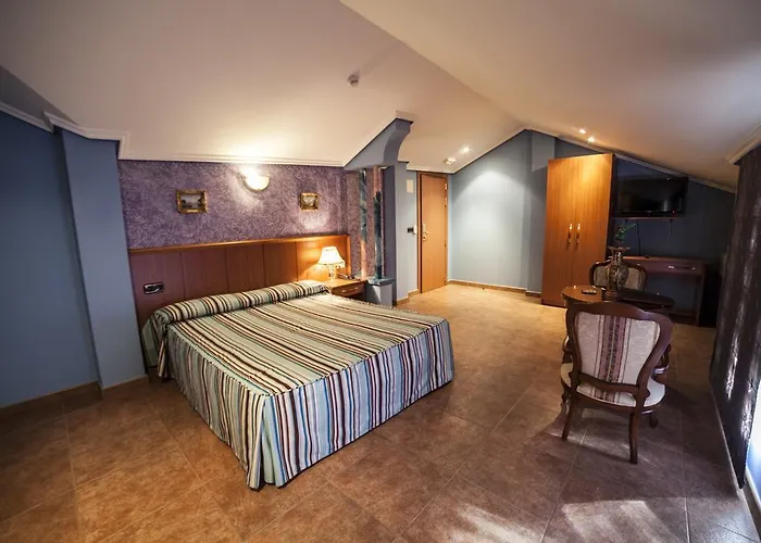 Real De Castilla Hotel